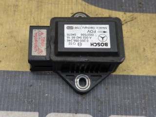 Датчик ускорения, ориг. номер A0025426618, Mercedes-Benz V-Class