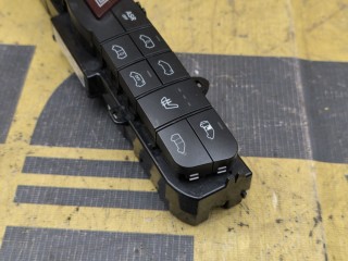 Блок кнопок, ориг. номер A6398702010, Mercedes-Benz V-Class