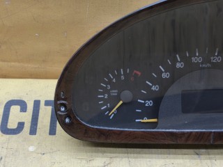 Панель приборов, ориг. номер A6394460521, Mercedes-Benz V-Class