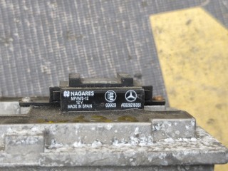 Резистор отопителя, ориг. номер A0028215051, Mercedes-Benz V-Class