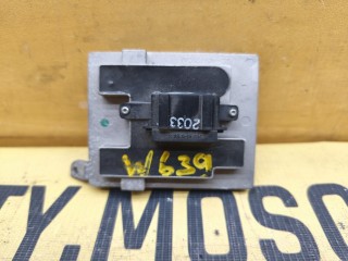 Резистор отопителя, ориг. номер A0028215051, Mercedes-Benz V-Class