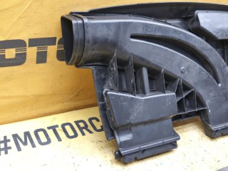 Воздухозаборник, ориг. номер 13717560918, BMW 320i