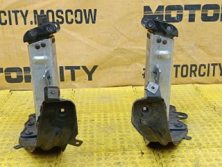 кронштейны усилителя бампера, ориг. номер A2116200795, Mercedes-Benz E-Class 2006-2009