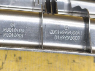 Накладка проема багажника, ориг. номер A1696900041, Mercedes-Benz A-class 2004-2008