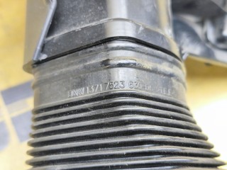 Воздухозаборник, ориг. номер 13717560918, BMW 320i
