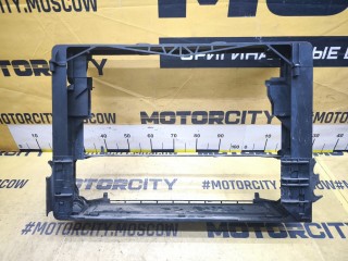 Дефлекторы радиатора, ориг. номер 17117804617, BMW 740i 2008-2012
