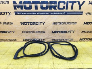 Уплотнители дверей, ориг. номер 51767268799, BMW 640i