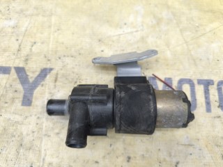 Насос отопителя, ориг. номер A0018353564, Mercedes-Benz E-Class 1993-1998
