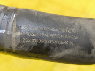 Патрубки охлаждения, ориг. номер A6395016982, Mercedes-Benz V-Class
