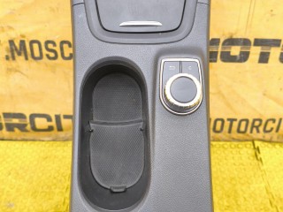 Центральная консоль, ориг. номер A2466803602, Mercedes-Benz B 180