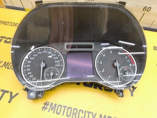 Панель приборов, ориг. номер A2469001607, Mercedes-Benz B 180