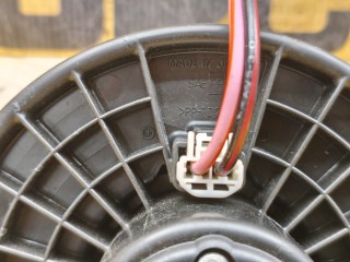 Моторчик отопителя, ориг. номер G31A61B10, MAZDA
