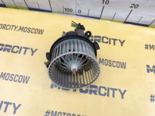 Моторчик отопителя, ориг. номер A4518350007, SMART