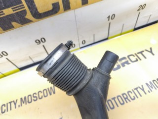 Патрубок воздушный, ориг. номер 13717556550, BMW