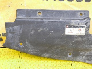 Накладка подкапотная, ориг. номер 9654195380, Citroen C4 PICASSO 2006-2013