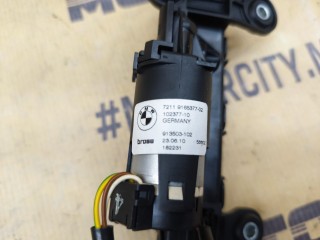 Доводчик ремня безопасности, ориг. номер 72119165377, BMW 320i