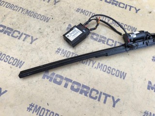 Доводчик ремня безопасности, ориг. номер 72119165377, BMW 320i