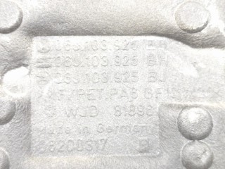 Крышка двигателя, ориг. номер 06J103925BG, VOLKSWAGEN Tiguan 2006-2011