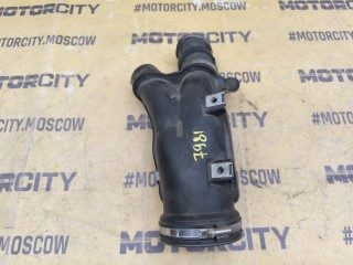 Патрубок воздушный, ориг. номер 13717582312, BMW 740i 2008-2012