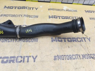 Патрубок воздушный, ориг. номер 13717571347, BMW 740i 2008-2012