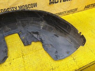 Подкрылок, ориг. номер 68084290AE, CHRYSLER 300C 2011-2015