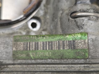 Заслонка дроссельная, ориг. номер A0001416525, Mercedes-Benz C-Class 1993-1997