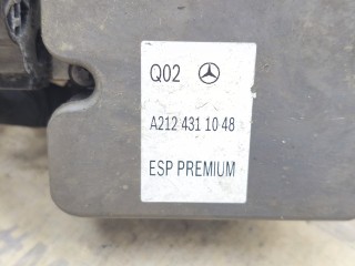 Блок ABS, ориг. номер A2124311148, Mercedes-Benz E250