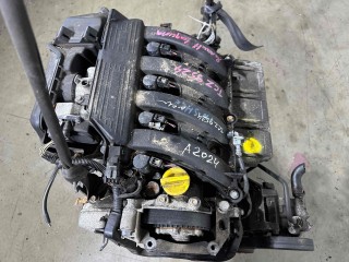 Двигатель в сборе, ориг. номер F4P, Renault Laguna 2001-2005