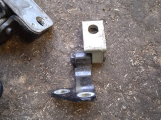 петля двери задней правой, Volkswagen Passat B6 2005-2010