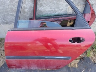 Дверь левая задняя Renault Laguna 1998-2001