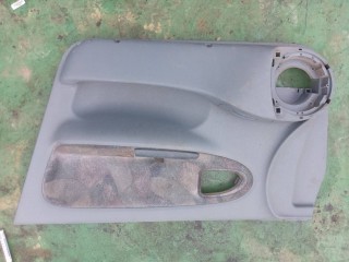 Обшивка двери передней правой Renault Scenic  1996-1999