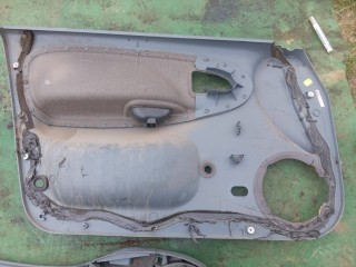 обшивка двери передней правой, Renault Megane 1995-1999