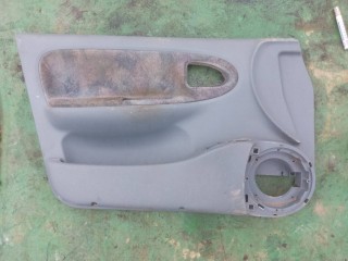 Обшивка двери передней левой Renault Scenic  1996-1999