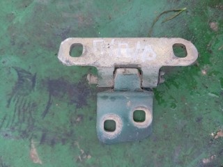 Петля двери передней правой Renault Laguna 1993-1998