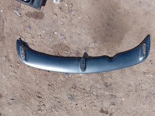 спойлер, Renault Laguna 1998-2001