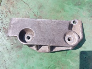 кронштейн двигателя, ориг. номер 7700123521, Renault Laguna 1998-2001
