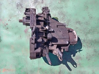 КПП механическая (МКПП) 5-ступенчатая, ориг. номер JB3181, C011118, Renault Laguna 1998-2001