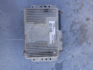 Блок управления двигателем Renault Megane 1995-1999, 7700864454