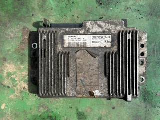 Блок управления двигателем Renault Scenic 1996-1999, 7700105980