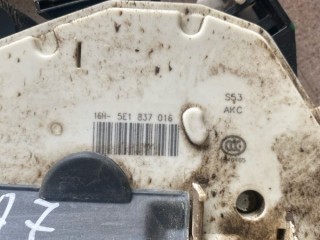 Замок, ориг. номер 5E1837016, Skoda Octavia 2013-2017