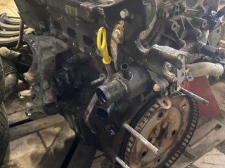 двигатель, ориг. номер K4M697, Renault Logan