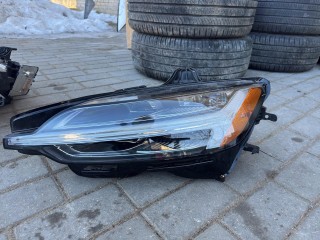 фара передняя (комплект), ориг. номер 32420504, 32420492, Volvo V60 Cross Country 2 2018-2026