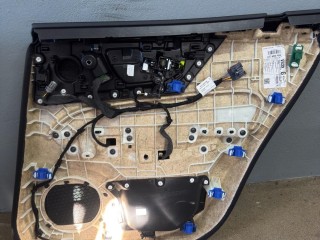 обшивка двери задней левой, ориг. номер 31662114, Volvo V60 Cross Country 2 2018-2026