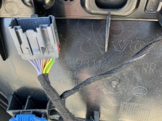 обшивка двери правой, ориг. номер 31393116, Volvo XC90 2 2014-2019