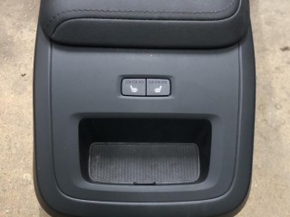Консоль салона (центральная часть), Volvo XC60 2 рест