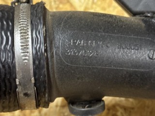Патрубок интеркулера, ориг. номер 31370128, 31432308, Volvo XC60 2 рест