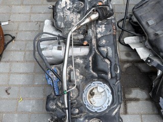 бак топливный Volvo XC90 2 2-й рест, бензин, внедорожник 5 дв., полный привод, 31478638