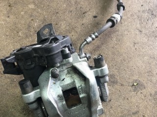Суппорт задний правый Volvo S60 3 2018-2026, 32217364
