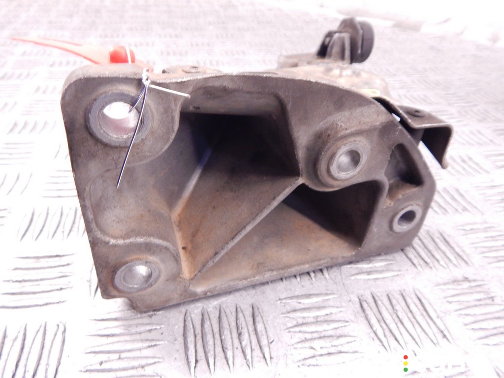 Кронштейн двигателя BMW X5-series (E70) 2006-2010, 3.0 л, дизель, M57N2, фото 4