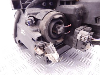Фара правая, TOYOTA AVENSIS ( ) 2003-2006